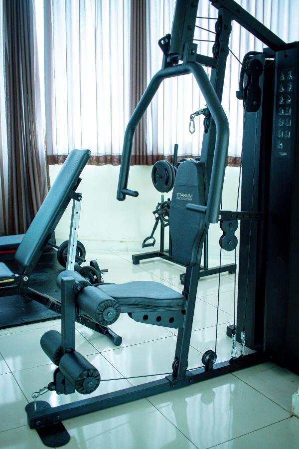 Hotel H2 Congonhas Exteriér fotografie Leg press machine